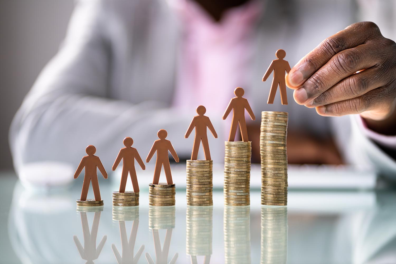 Stay Compliant This July: A Restaurant Operator’s Guide to Minimum Wage Updates
